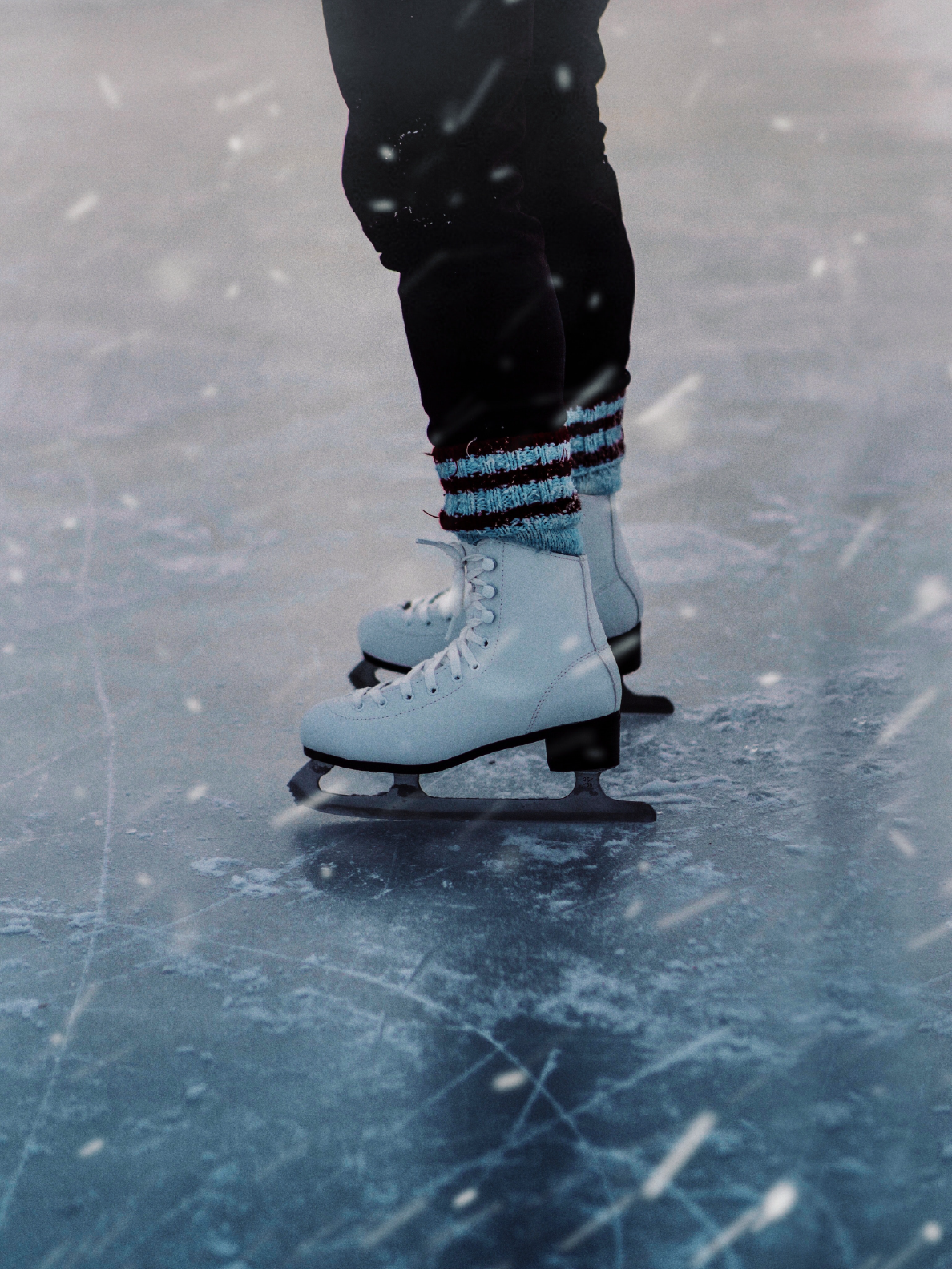 iceskatesoutside